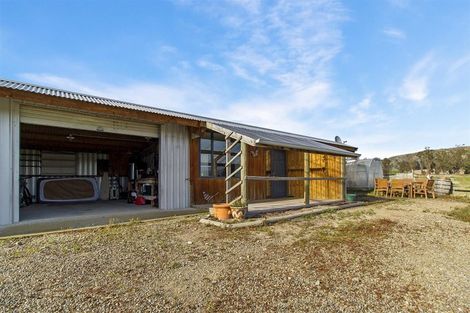 Photo of property in 192 Waihao Back Road, Waimate, 7979