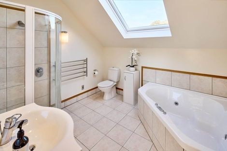 Photo of property in 3 Kauri Street, Woburn, Lower Hutt, 5011