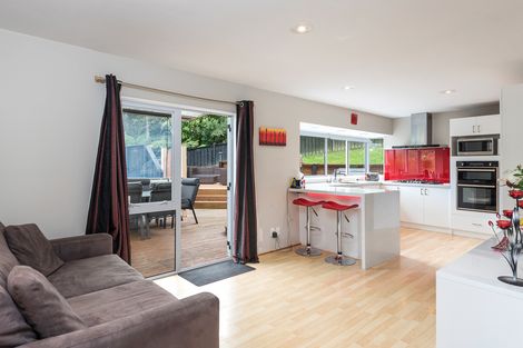 Photo of property in 23b Woodfern Crescent, Titirangi, Auckland, 0604