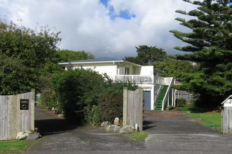 Photo of property in 18 Justin Place, Te Atatu Peninsula, Auckland, 0610