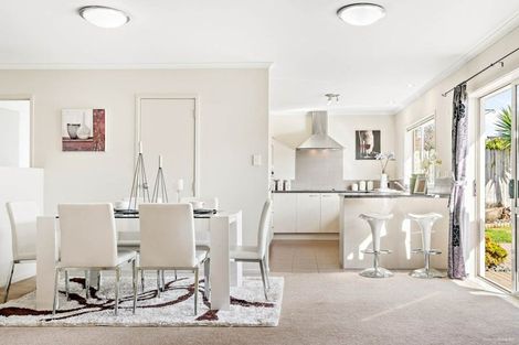 Photo of property in 12 Trevors Place, Pukekohe, 2120