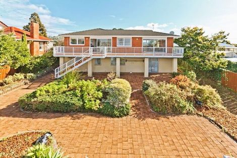 Photo of property in 54 Manuka Road, Glenfield, Auckland, 0629