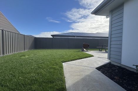 Photo of property in 5 Whangaehu Place, Te Awa, Napier, 4110
