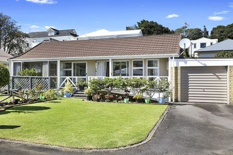 Photo of property in 33c Carrington Street, New Plymouth, 4310