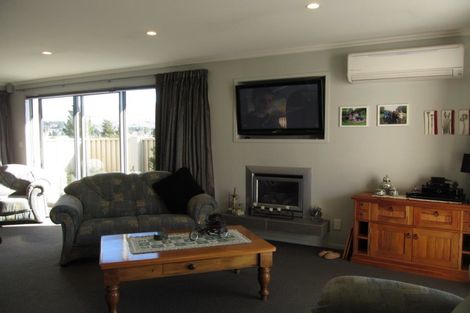 Photo of property in 32 Larch Crescent, Alexandra, 9320