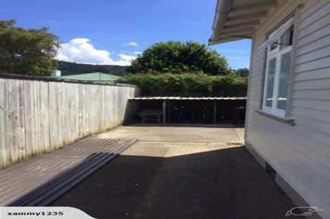Photo of property in 316 Stokes Valley Road, Stokes Valley, Lower Hutt, 5019