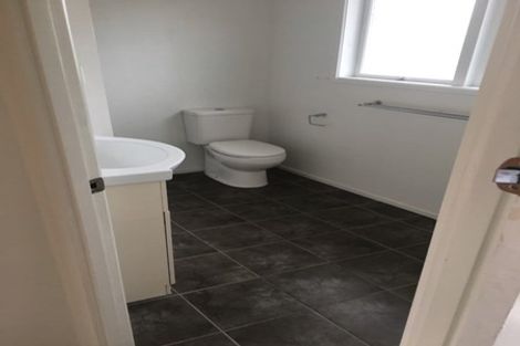 Photo of property in 94 Royal Road, Massey, Auckland, 0614