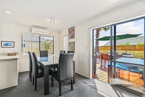 Photo of property in 34 Puriri Road, Pukekohe, 2120