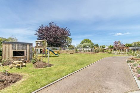 Photo of property in 3 Pokaka Place, Inglewood, 4330