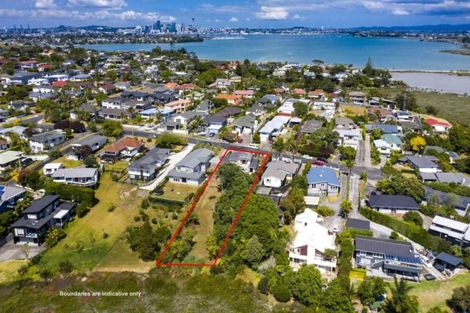 Photo of property in 15 Spencer Terrace, Hauraki, Auckland, 0622