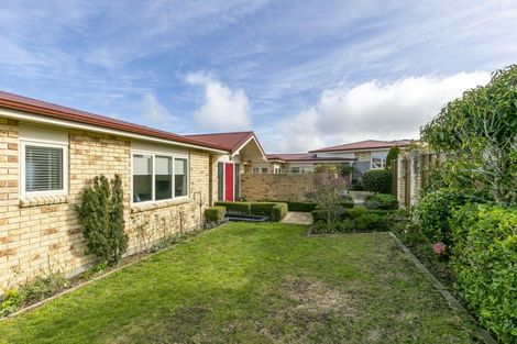 Photo of property in 9 Imran Terrace, Khandallah, Wellington, 6035