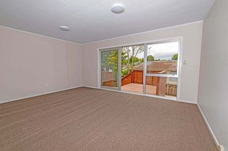 Photo of property in 2/63 Zita Maria Drive, Massey, Auckland, 0614