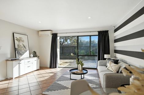 Photo of property in 112 Strickland Street, Sydenham, Christchurch, 8023