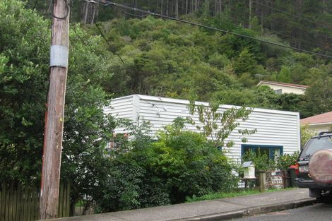Photo of property in 65 Elmslie Road, Pinehaven, Upper Hutt, 5019
