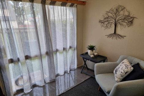 Photo of property in 2/16a Ranfurly Street, Trentham, Upper Hutt, 5018