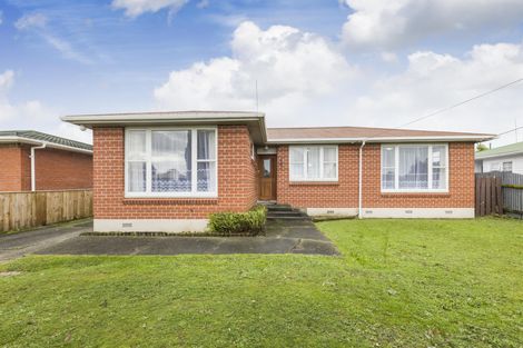 Photo of property in 18 Ronberg Street, Highbury, Palmerston North, 4412