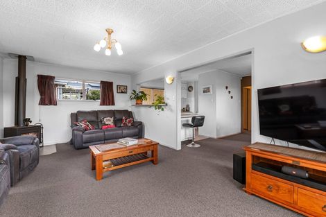 Photo of property in 7 Hapi Street, Pomare, Rotorua, 3015