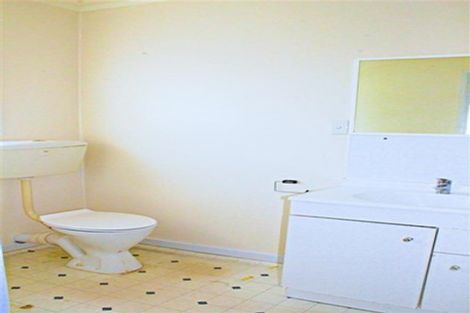 Photo of property in 1/50 Gowing Drive, Meadowbank, Auckland, 1072