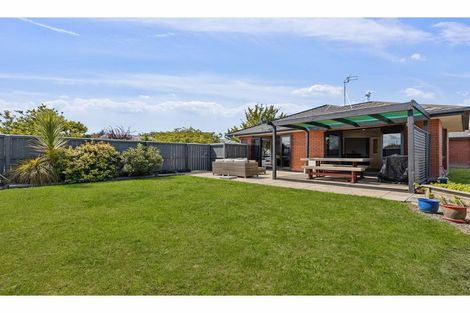 Photo of property in 33 Welsford Street, Woodend, 7610