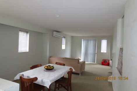 Photo of property in 433a West Coast Road, Glen Eden, Auckland, 0602