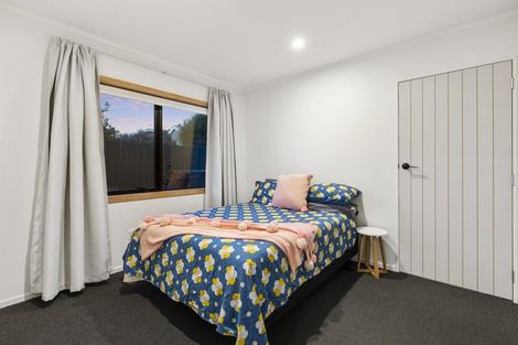 Photo of property in 7b Lyn Grove, Papamoa Beach, Papamoa, 3118