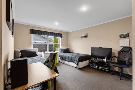 Photo of property in 62 Rosalie Terrace, Kelvin Grove, Palmerston North, 4414