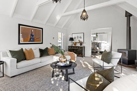 Photo of property in 5 Rush Place, Havelock North, 4130