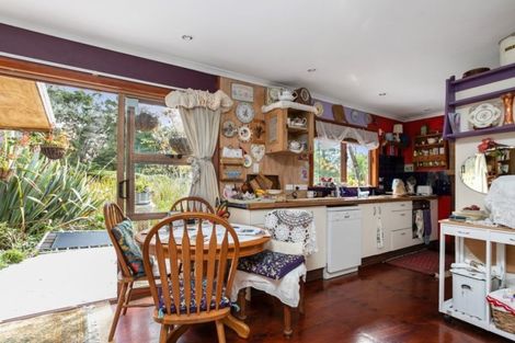Photo of property in 29 Onedin Place, Titirangi, Auckland, 0604