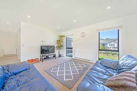 Photo of property in 5 Don Griffin Grove, Trentham, Upper Hutt, 5018