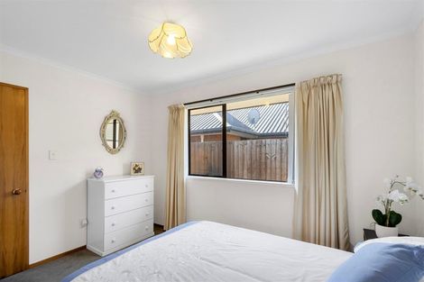 Photo of property in 2/11 Tivoli Place, Bishopdale, Christchurch, 8053
