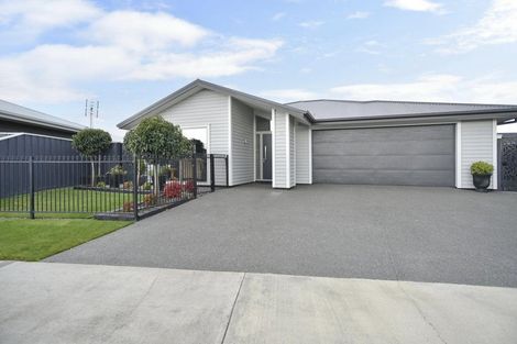 Photo of property in 33 Macphail Avenue, Rangiora, 7400