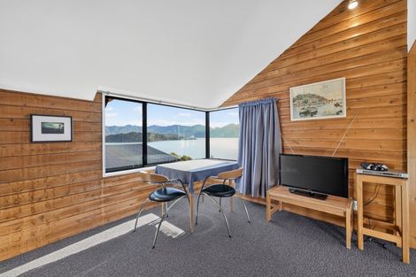 Photo of property in 38 Emerson Crescent, Diamond Harbour, 8971