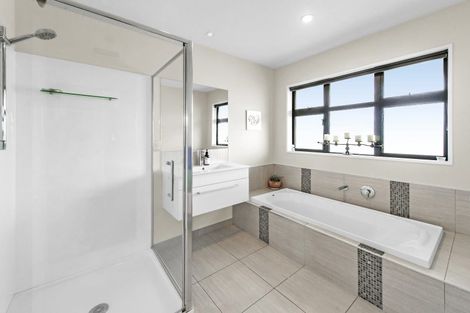 Photo of property in 1 Leonie Lane, West Melton, 7618