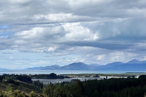 Photo of property in 147 Old Coach Road, Mahana, Upper Moutere, 7173