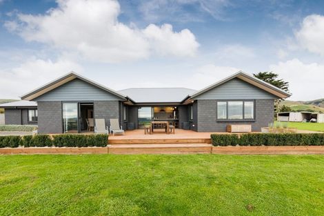 Photo of property in 52 Centre Road, Aokautere, Palmerston North, 4471