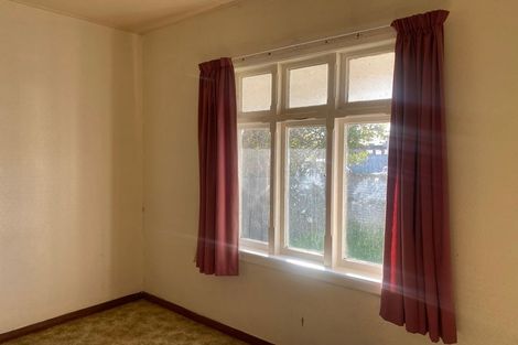 Photo of property in 22 Mcgiffert Street, Palmerston North, 4410