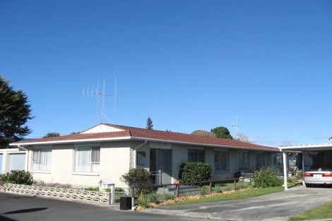Photo of property in 1 Winiata Place, Otaki, 5512