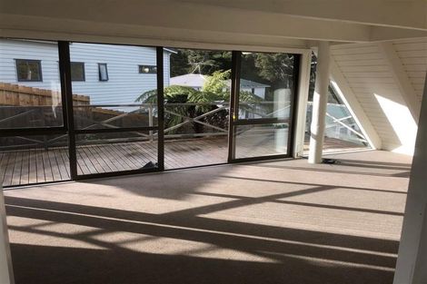 Photo of property in 22 Shadon Place, Stanmore Bay, Whangaparaoa, 0932