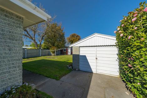Photo of property in 25 Cranbrook Avenue, Burnside, Christchurch, 8053