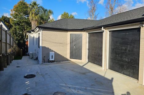 Photo of property in 12a Blease Street, New Lynn, Auckland, 0600