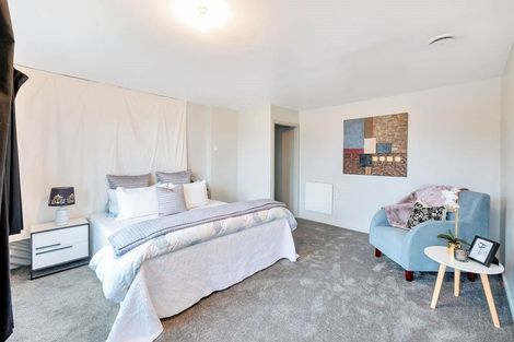 Photo of property in 2/55 Chislehurst Street, Henderson, Auckland, 0612