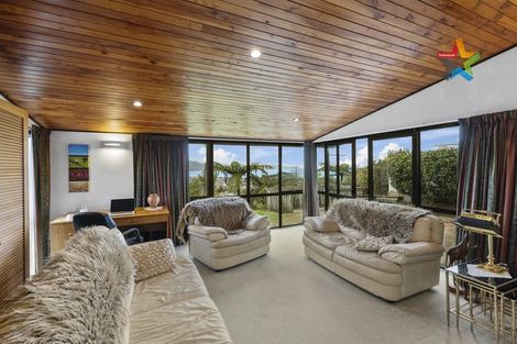 Photo of property in 17 Jacaranda Grove, Maungaraki, Lower Hutt, 5010