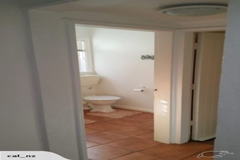 Photo of property in 56 Kinghorne Street, Strathmore Park, Wellington, 6022