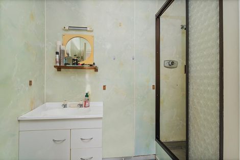 Photo of property in 38 Robinson Road, Whitianga, 3510