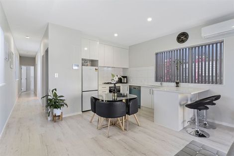 Photo of property in 27 Matakohe Road, Westgate, Auckland, 0814