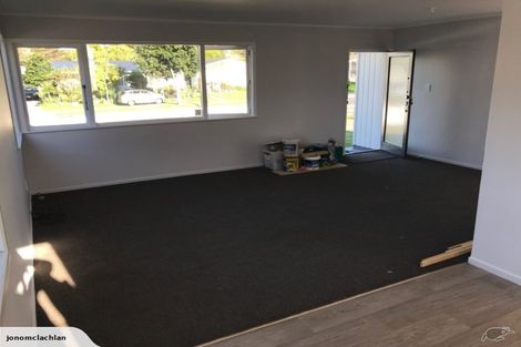 Photo of property in 12 Mascot Avenue, Mangere, Auckland, 2022