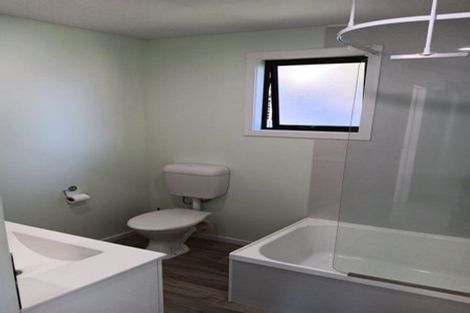 Photo of property in 48a Woodend Road, Woodend, 7610