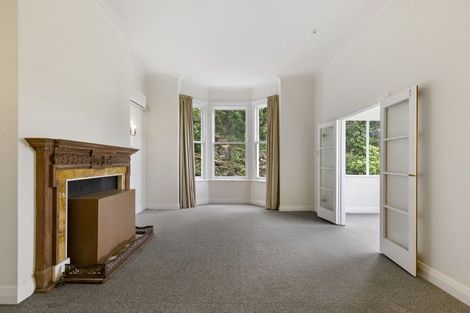 Photo of property in 86 Salamanca Road, Kelburn, Wellington, 6012