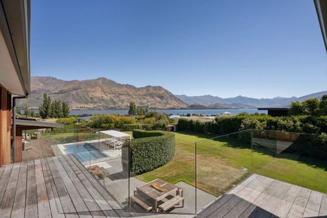 Photo of property in 314 Beacon Point Road, Wanaka, 9305