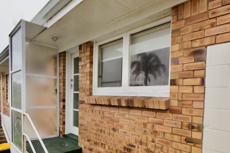 Photo of property in 3/242 Onewa Road, Birkenhead, Auckland, 0626